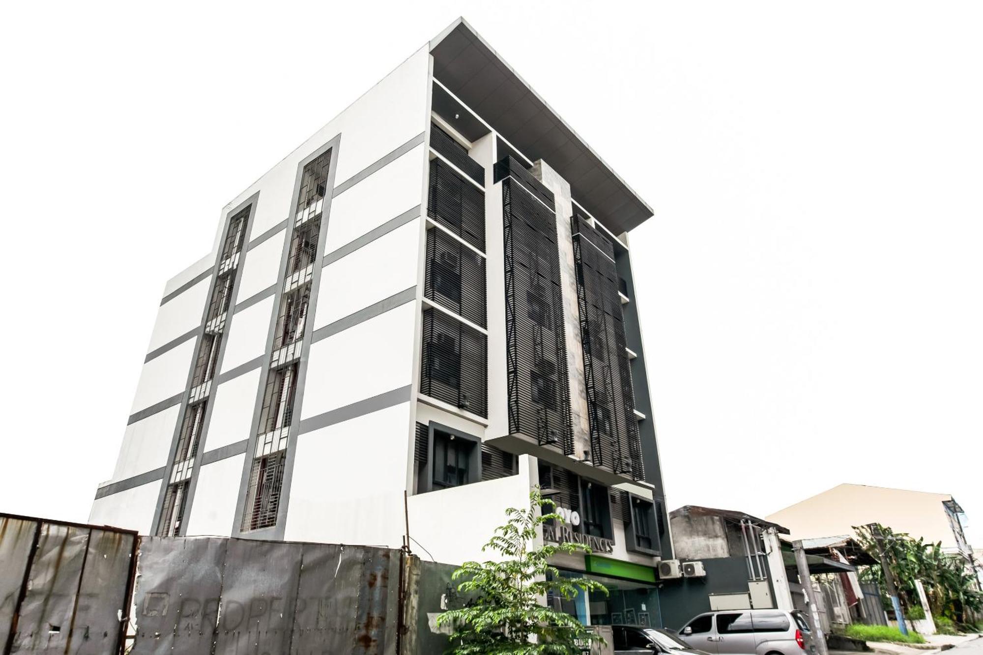 Regal Residences Ciudad Quezon Exterior foto
