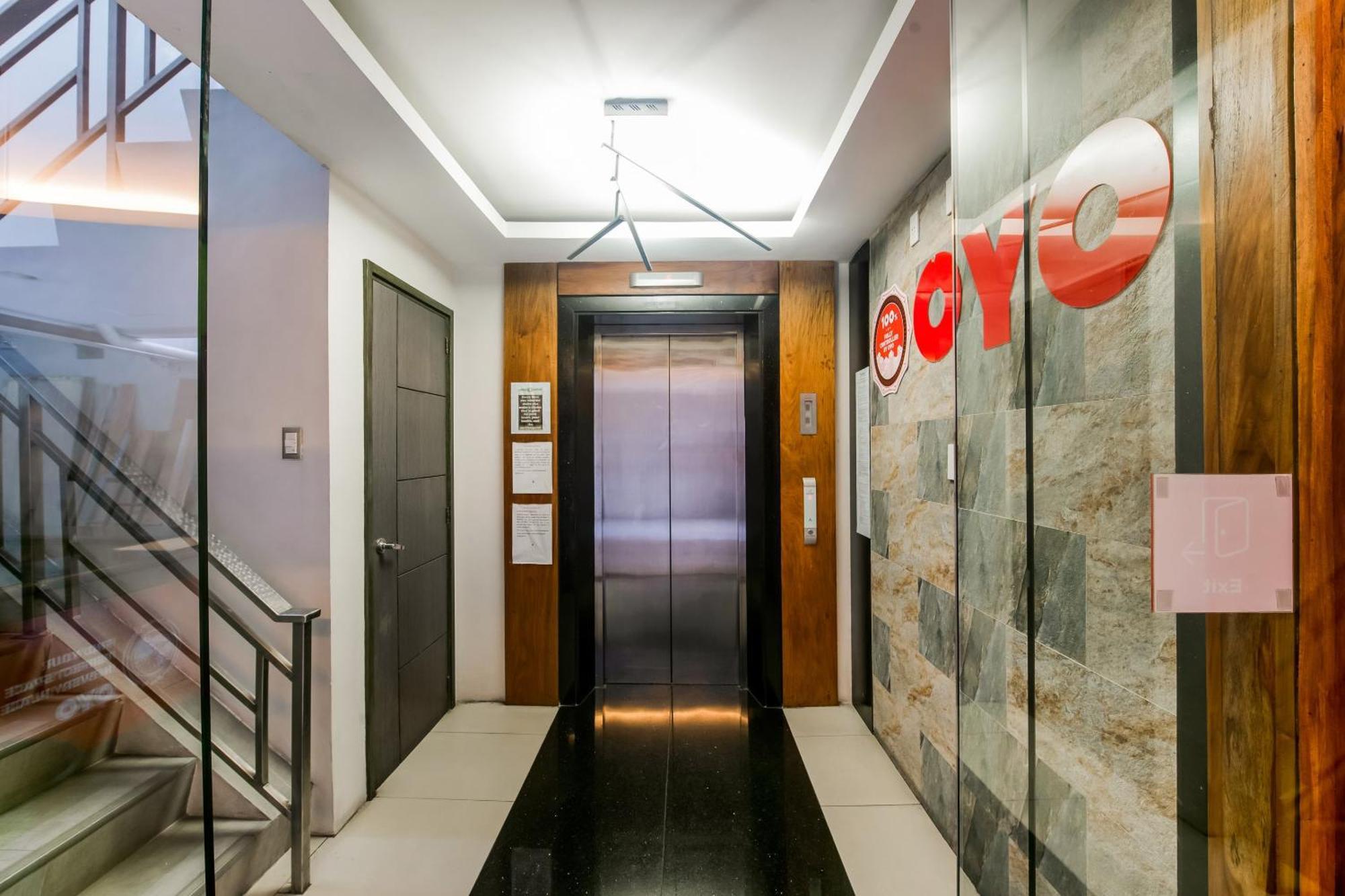 Regal Residences Ciudad Quezon Exterior foto
